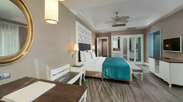 Rubi Platinum Spa Resort And Suite