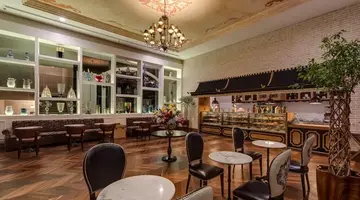 Rubi Platinum Spa Resort And Suite