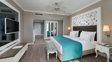 Rubi Platinum Spa Resort And Suite