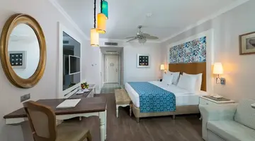 Rubi Platinum Spa Resort And Suite