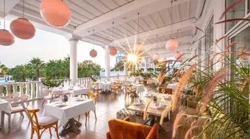 Rubi Platinum Spa Resort And Suite