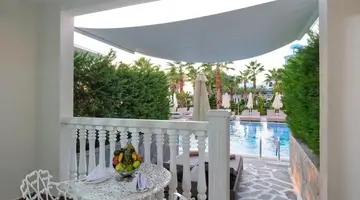 Rubi Platinum Spa Resort And Suite