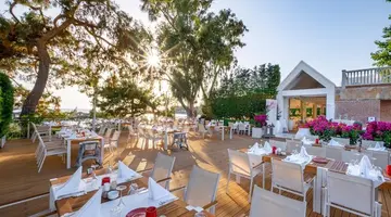 Rubi Platinum Spa Resort And Suite