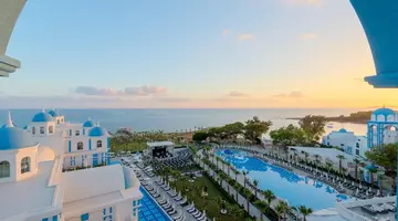 Rubi Platinum Spa Resort And Suite