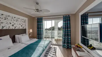Rubi Platinum Spa Resort And Suite