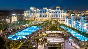 Rubi Platinum Spa Resort And Suite