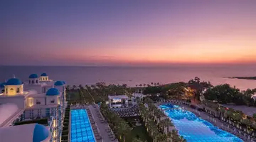 Rubi Platinum Spa Resort & Suites - All