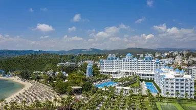 Rubi Platinum Spa Resort & Suites