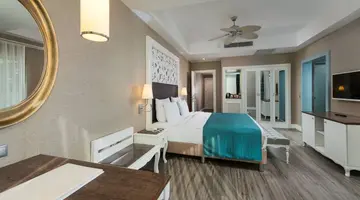 RUBI PLATINUM SPA RESORT & SUITES