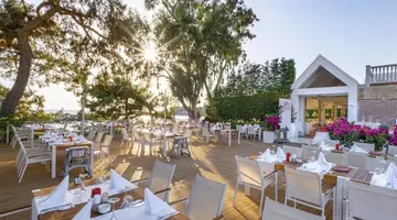 RUBI PLATINUM SPA RESORT & SUITES