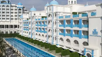 RUBI PLATINUM SPA RESORT & SUITES