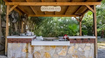 RUBI PLATINUM SPA RESORT & SUITES