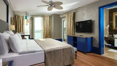 RUBI PLATINUM SPA RESORT & SUITES