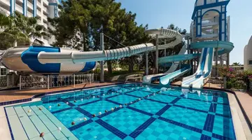 RUBI PLATINUM SPA RESORT & SUITES