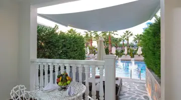 RUBI PLATINUM SPA RESORT & SUITES