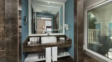 RUBI PLATINUM SPA RESORT & SUITES
