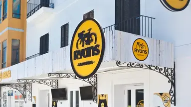 Ryans La Marina