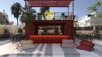 Ryans Lolas Ibiza