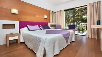 S'Entrador Playa Hotel & Spa