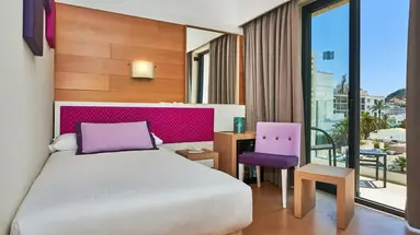 S'Entrador Playa Hotel & Spa