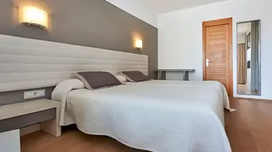S'Entrador Playa Hotel & Spa