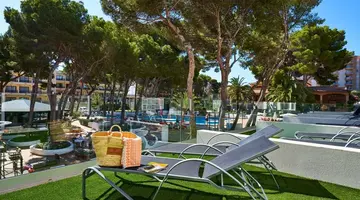 S'Entrador Playa Hotel & Spa