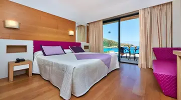 S'Entrador Playa Hotel & Spa