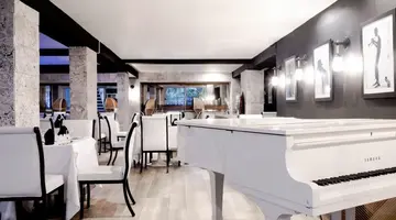 S Hotel Montego Bay