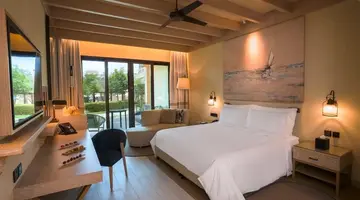 Saadiyat Rotana Resort & Villas