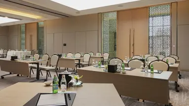 SAADIYAT ROTANA RESORT & VILLAS