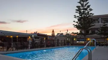 Sacallis Inn Beach Hotel