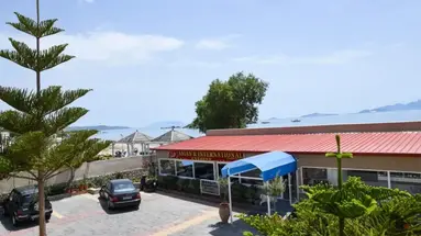 Sacallis Inn Beach Hotel