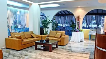Sacallis Inn Beach Hotel