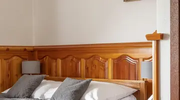 Sadelski Dwor