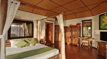 Safari Island Resort