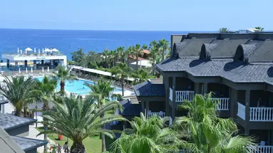 SAILORS BEACH CLUB