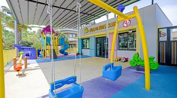 SAILORS BEACH CLUB