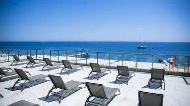 SAILORS BEACH CLUB