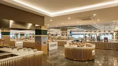 SAILORS BEACH CLUB