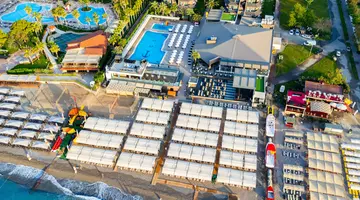 SAILORS BEACH CLUB