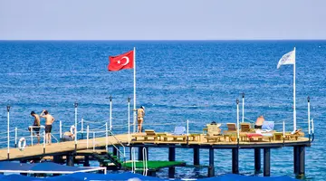 Sailors Beach Club