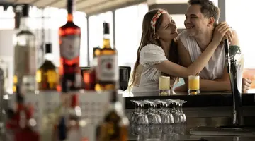 SAILORS BEACH CLUB