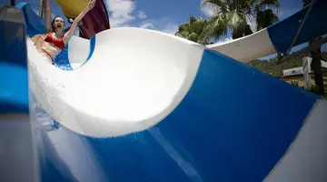 SAILORS BEACH CLUB