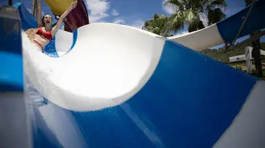 SAILORS BEACH CLUB