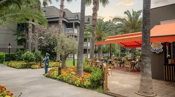 SAILORS BEACH CLUB