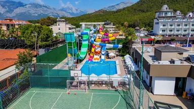SAILORS BEACH CLUB