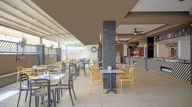 SAILORS BEACH CLUB