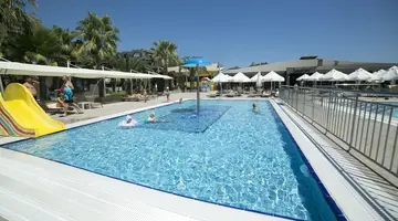 Sailors Beach Club