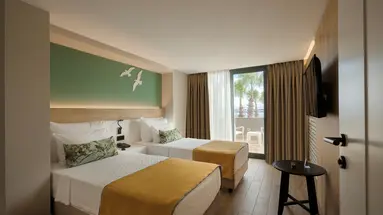 SAILORS BEACH CLUB