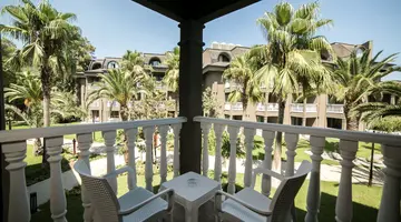 SAILORS BEACH CLUB
